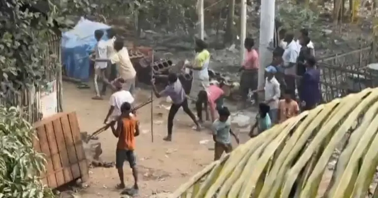 বিড়ির ধোঁয়া নিয়ে সংঘর্ষ, আহত ৭