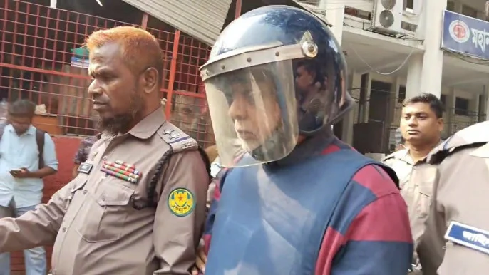 গৃহকর্মী নির্যাতন : বিমানের এমডি সাফিকুরসহ ৪ জন রিমান্ডে