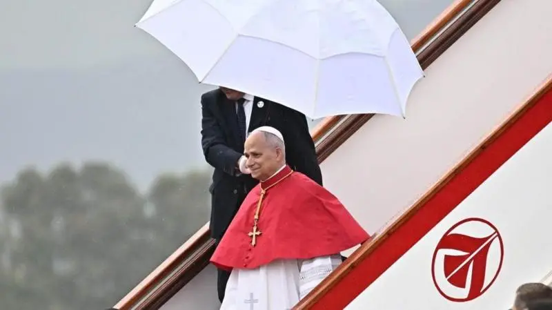 ট্রাম্পের সঙ্গে তর্কে যেতে চান না পোপ লিও