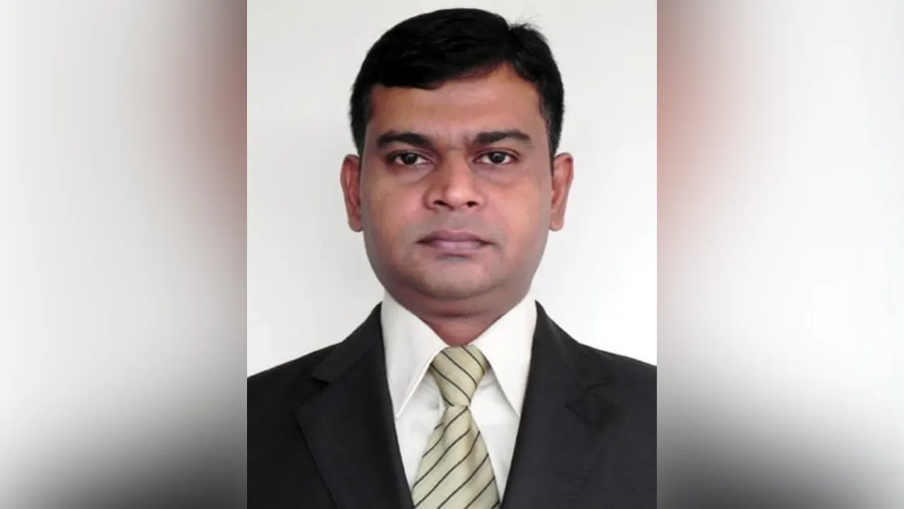 এনআইডির নতুন ডিজি আনোয়ার পাশা