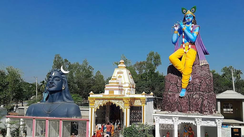 গাইবান্ধায় রাম বিগ্রহ নির্মাণ স্থগিত ঘোষণা, অপসারণে ৭২ ঘণ্টার আল্টিমেটাম