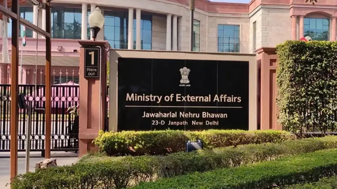 হাইকমিশনারকে তলবের জবাবে যা বলল ভারতের পররাষ্ট্র মন্ত্রণালয়