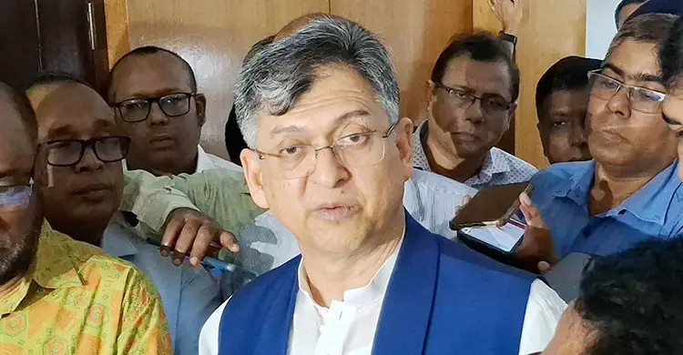 জাতীয় ঐক্য প্রতিষ্ঠার বদলে অনৈক্যের প্রচেষ্টার জন্য কমিশনকে ধন্যবাদ: সালাহউদ্দিন