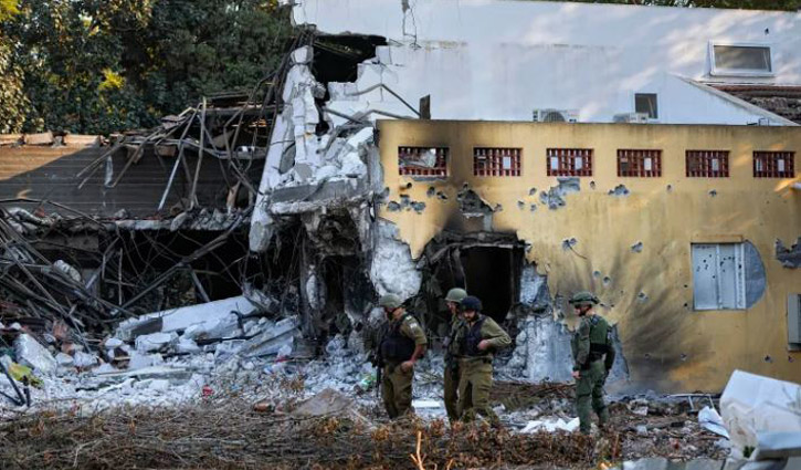 বেসামরিক ফিলিস্তিনিদেরও গুলি করছে ইসরায়েলি স্নাইপাররা