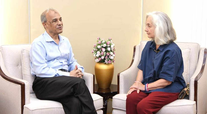 অবৈধ অস্ত্র উদ্ধারে শিগগিরই অভিযান : স্বরাষ্ট্র উপদেষ্টা