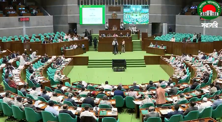 জুলাই সনদকে ‘আননেসেসারি’ বলায় সংসদে হইচই