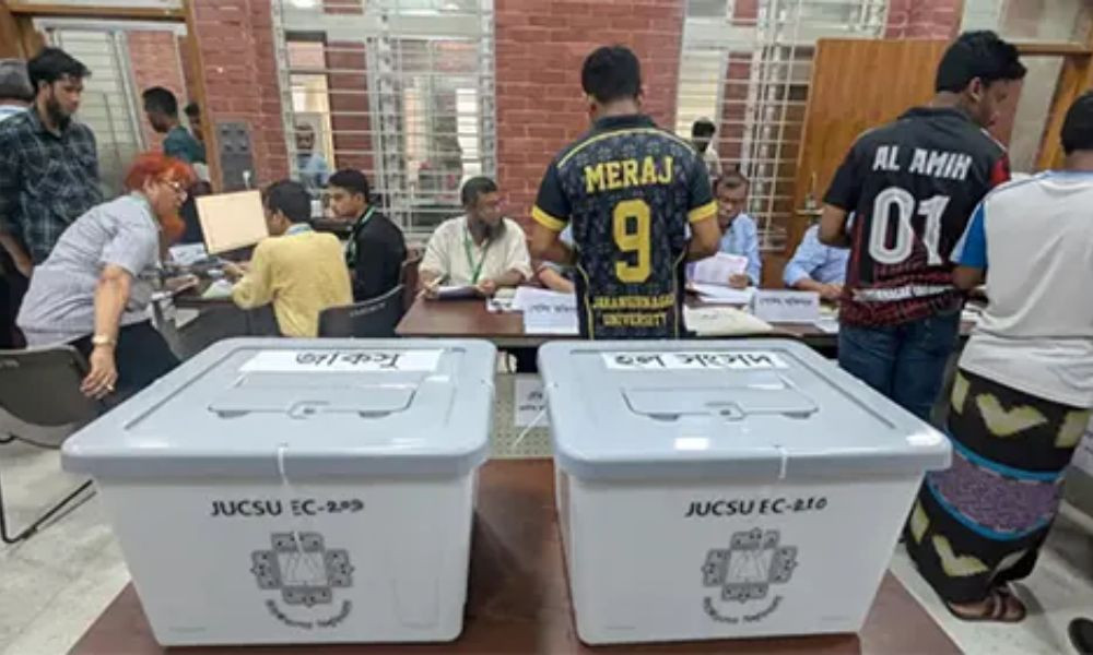হলের শেষ, কেন্দ্রীয় সংসদের ভোট গণনা চলছে