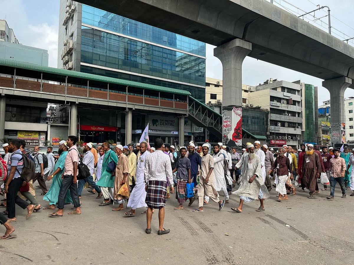 সোহরাওয়ার্দীতে জড়ো হচ্ছেন জামায়াতের নেতাকর্মীরা