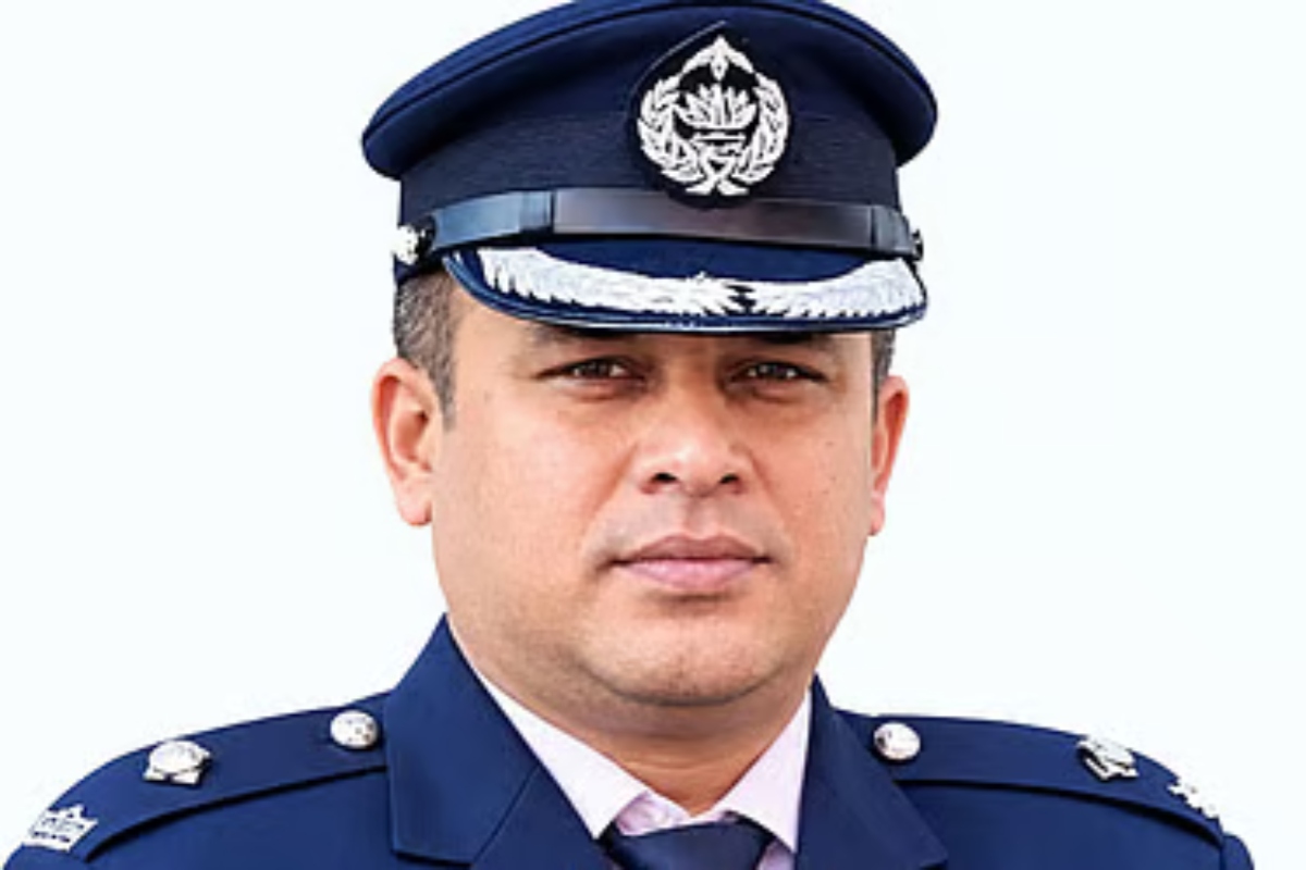 ডিবি হেফাজতে ক্যান্টনমেন্ট থানার সাবেক ওসি রাকিবুল