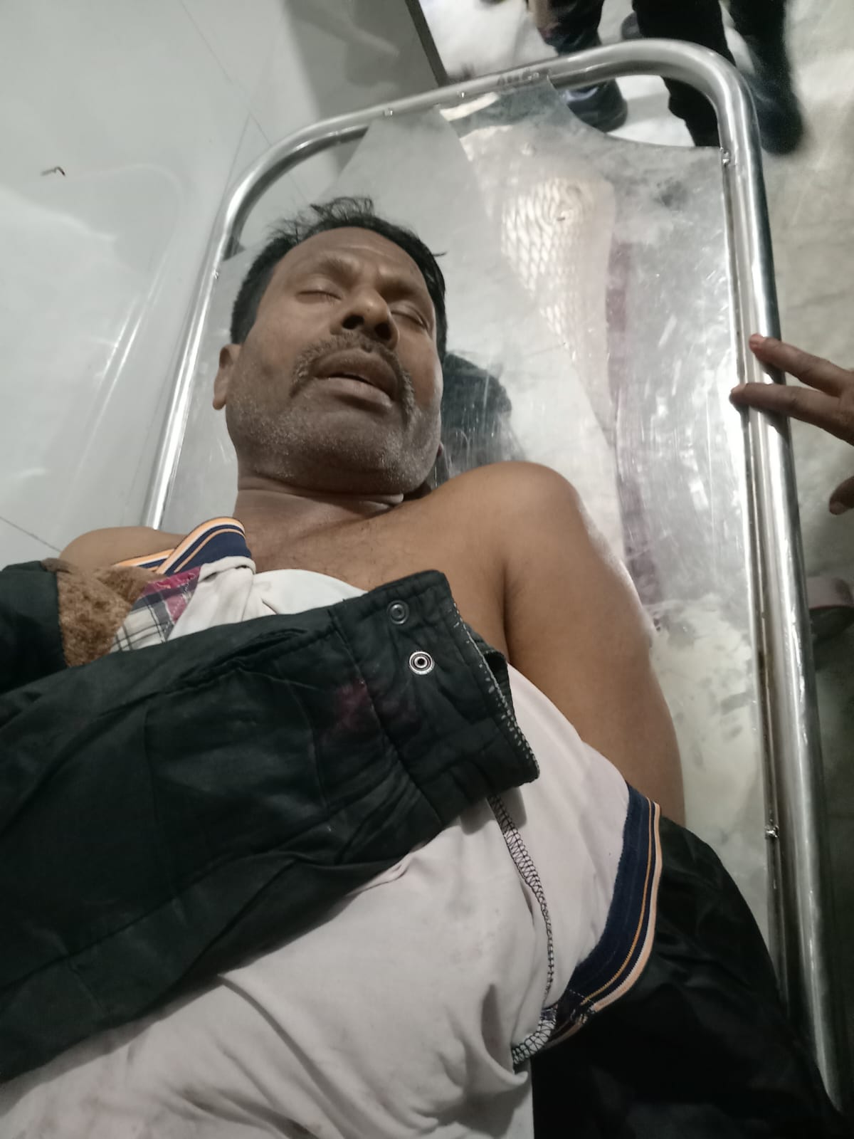 রাজশাহীতে মসজিদে যাওয়ার পথে গুলিতে মুসল্লি নিহত