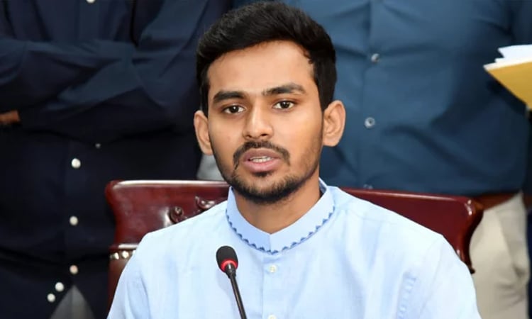 আসিফ মাহমুদের ব্যাংক হিসাবের তথ্য চেয়েছে আর্থিক গোয়েন্দা সংস্থা