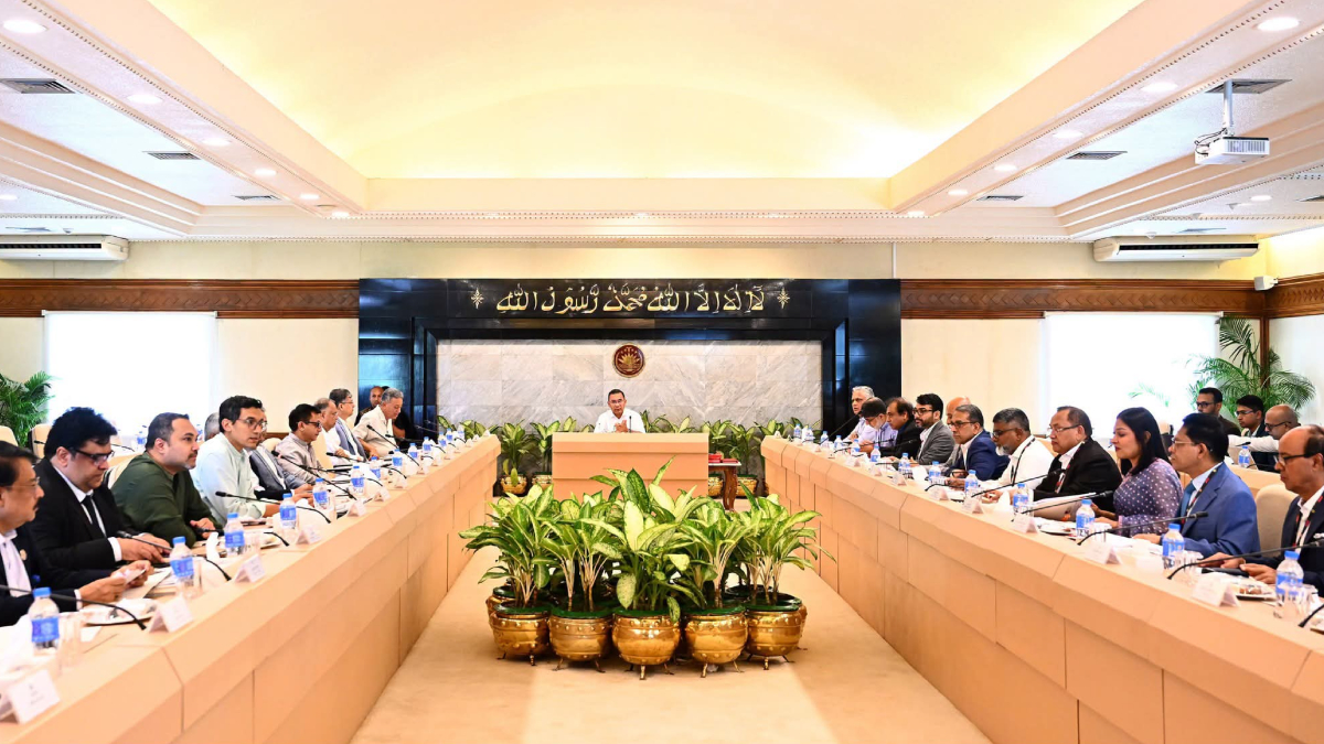 দেশের বন্দরগুলোতে ২৪ ঘণ্টা নিরবচ্ছিন্ন সেবা চালুর সিদ্ধান্ত সরকারের