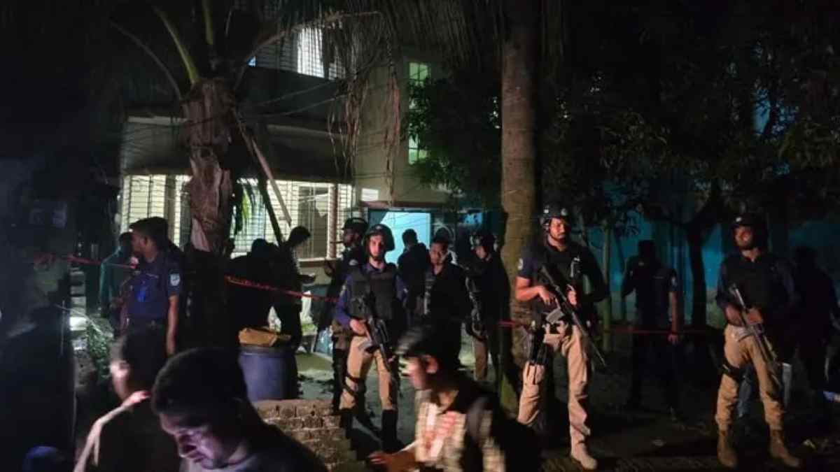 সাভারে মিলল হাতবোমা ও তৈরির সরঞ্জাম, ভবন ঘিরে রেখেছে সিটিটিসি
