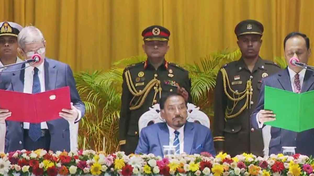 রাষ্ট্রপতির শপথ সম্পন্ন, শপথ নিলেন ৪ মন্ত্রী-২ প্রতিমন্ত্রী