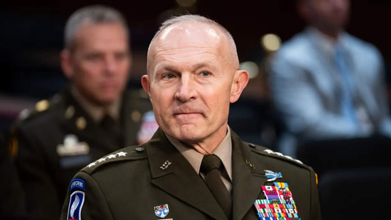 এবার বরখাস্ত হলেন মার্কিন সেনাবাহিনীর চিফ অব স্টাফ