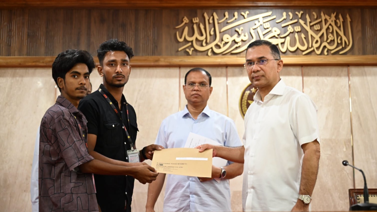 চাকরির নিয়োগপত্র পেলেন গুম-খুনের শিকার পরিবারের ১০ সদস্য