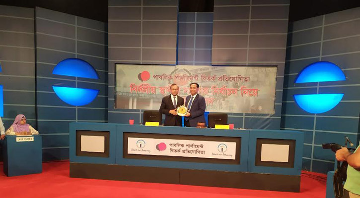 যুক্তরাষ্ট্রের চেয়ে বাংলাদেশে নির্বাচনে অনেক লোক অংশ নেন: স্থানীয় সরকারমন্ত্রী