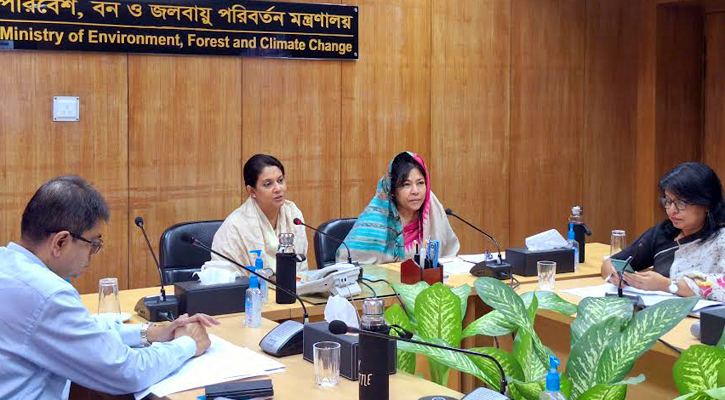 নিষিদ্ধ পলিথিন বন্ধে ব্যবস্থা নিতে ডিসি-এসপিদের নির্দেশ
