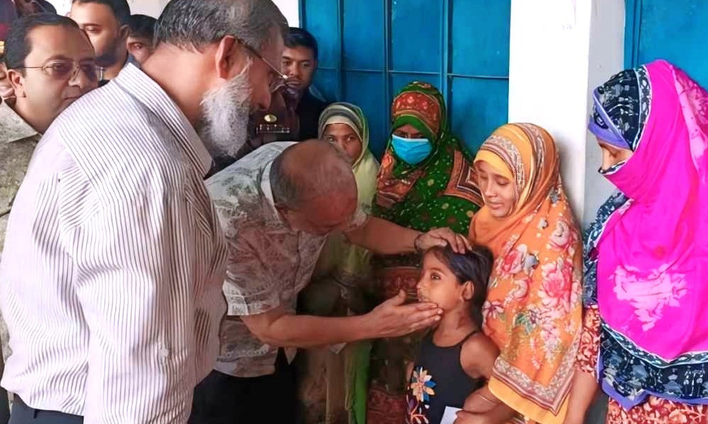 বন্যায় ক্ষতিগ্রস্তদের পুনর্বাসন করা হবে : স্বরাষ্ট্র উপদেষ্টা