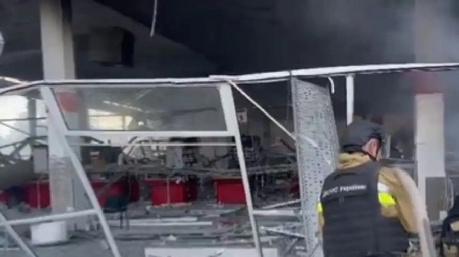 পূর্ব ইউক্রেনের রুশ হামলায় নিহত ১০