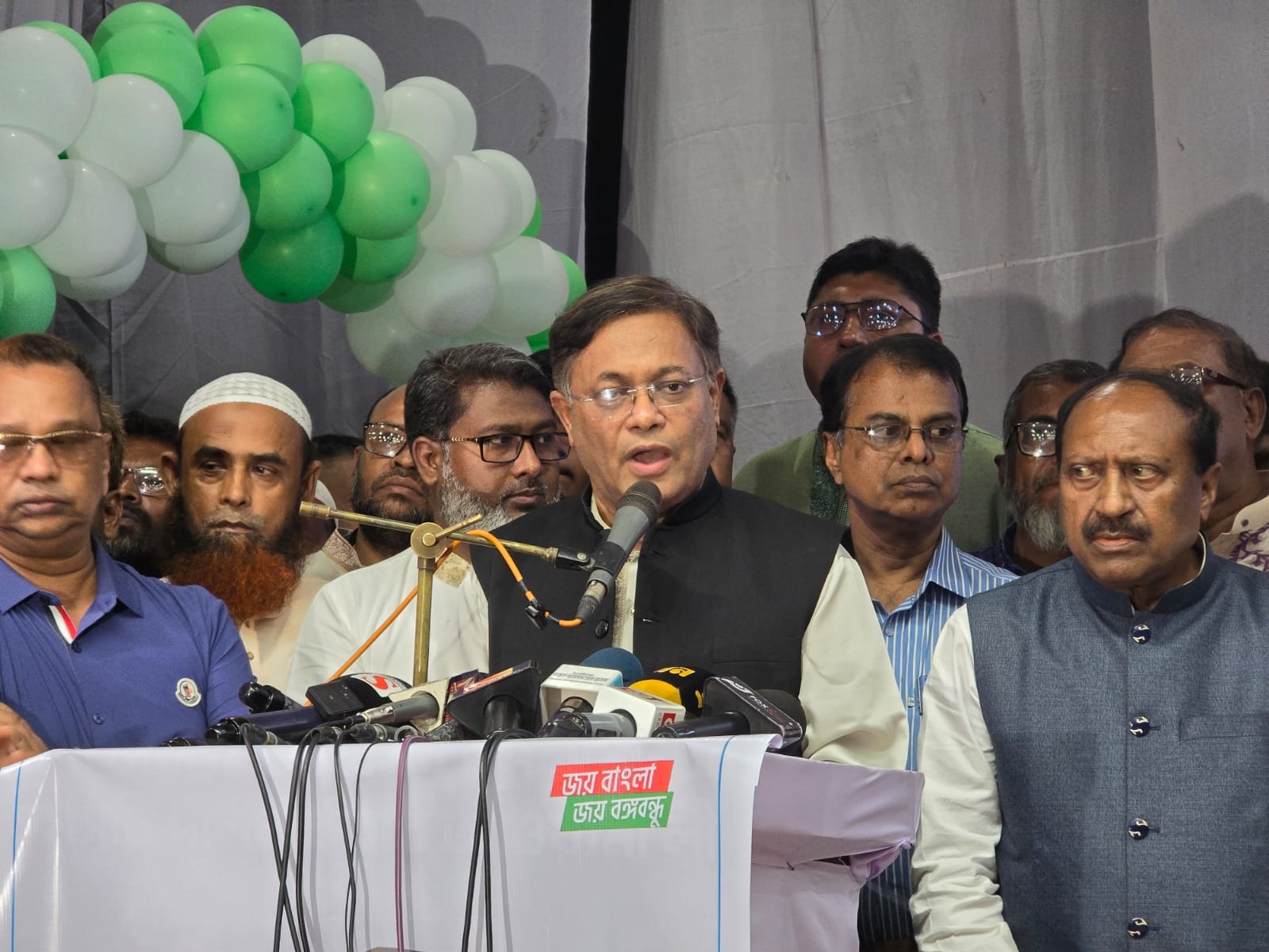 শিক্ষার্থীদের বিভ্রান্ত করবেন না, কোটা সমাধান আদালতে : পররাষ্ট্রমন্ত্রী