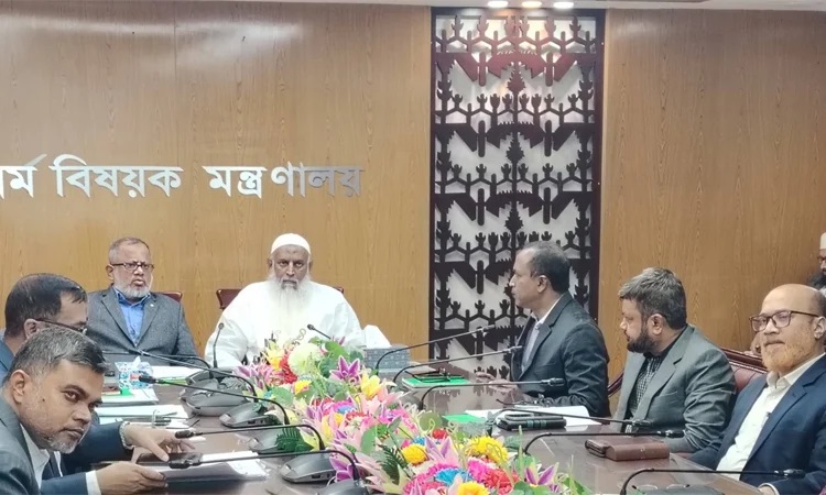 হজের ব্যাপারে কোনো ব্যত্যয় ঘটলে ছাড় নয় : ধর্মমন্ত্রী