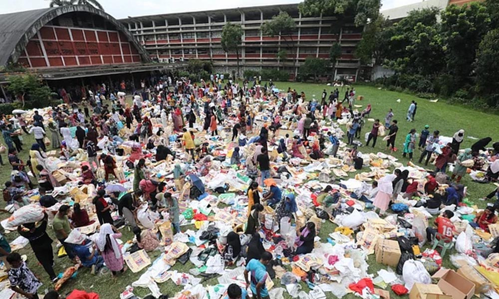 টিএসসিতে ৬ ঘণ্টায় সংগ্রহ ৮৪ লক্ষ টাকা