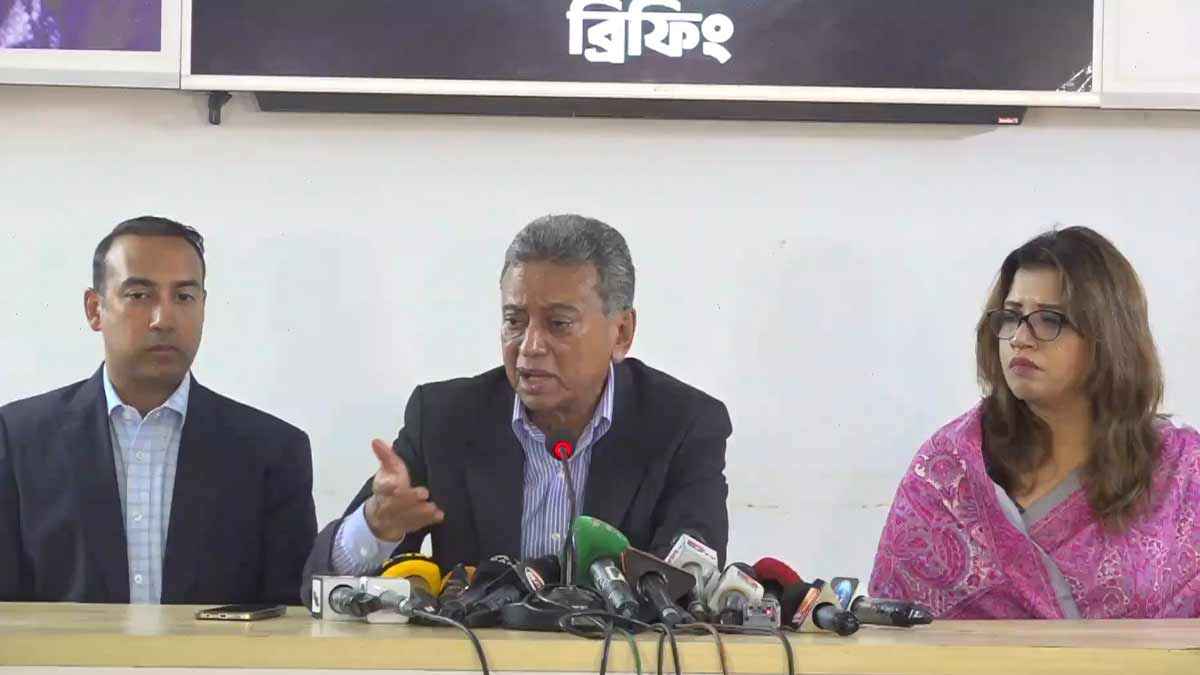 পাচার হওয়া টাকা আনতে যুক্তরাজ্যের সহযোগিতায় চায় বিএনপি