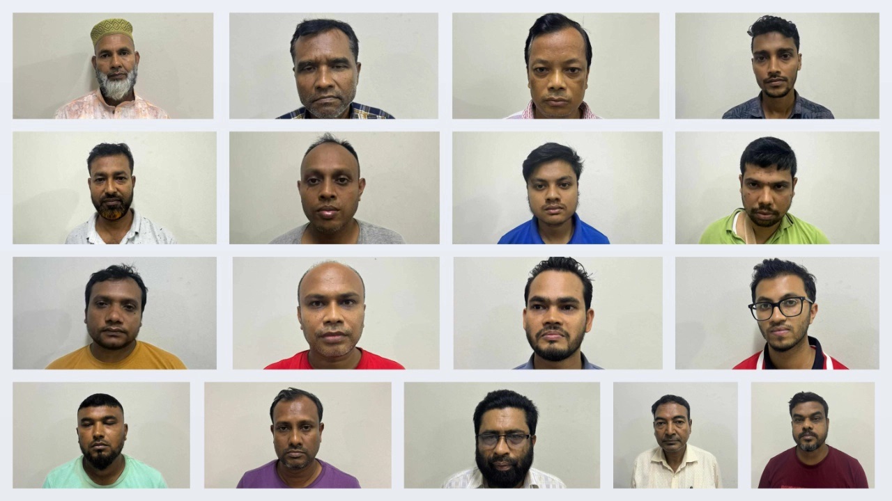 প্রশ্নফাঁস: ১৭ জনের ব্যাংক হিসাব জব্দ