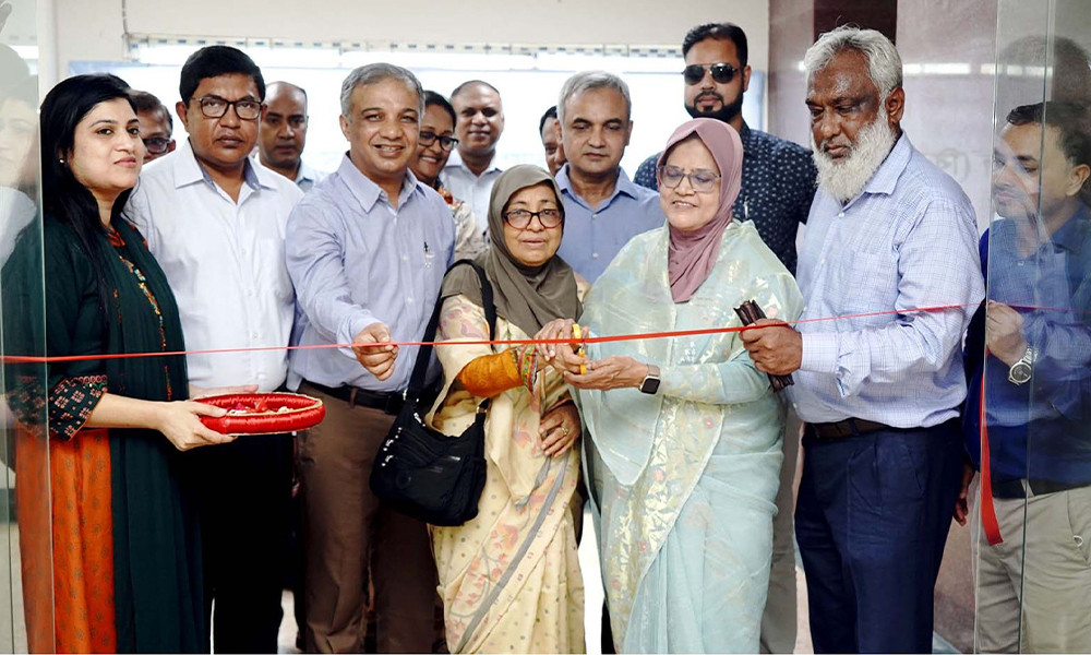 স্বাস্থ্য খাতে সমস্যা আর সমস্যা : স্বাস্থ্য উপদেষ্টা