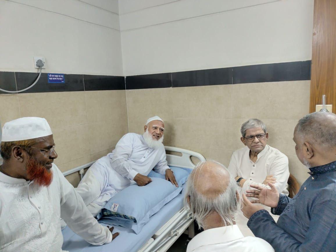 জামায়াত আমিরকে দেখতে হাসপাতালে বিএনপি মহাসচিব