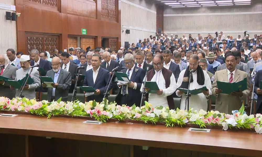 বিএনপি শপথ না নেওয়ায় সংবিধান সংস্কার পরিষদের এখন কী হবে