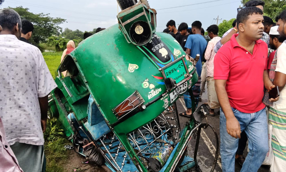 ব্রাহ্মণবাড়িয়ায় সিএনজি-মোটরসাইকেল সংঘর্ষে নিহত ৪