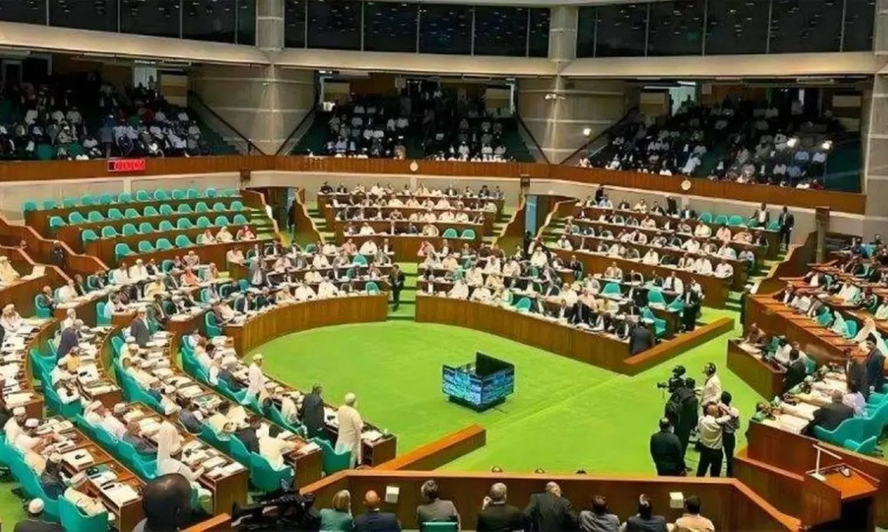 সংসদে বিরোধী দলের ওয়াকআউট