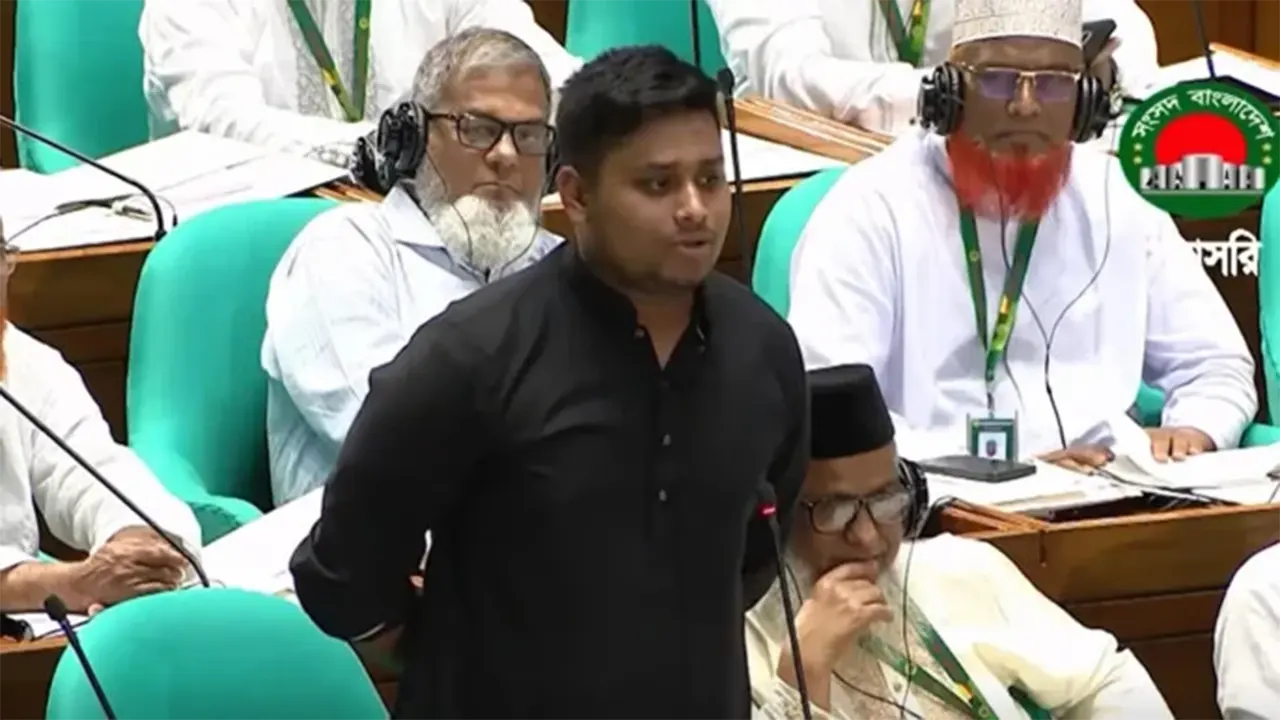 মেজরিটিরা হিপোক্রেসি করছে : হাসনাত আবদুল্লাহ