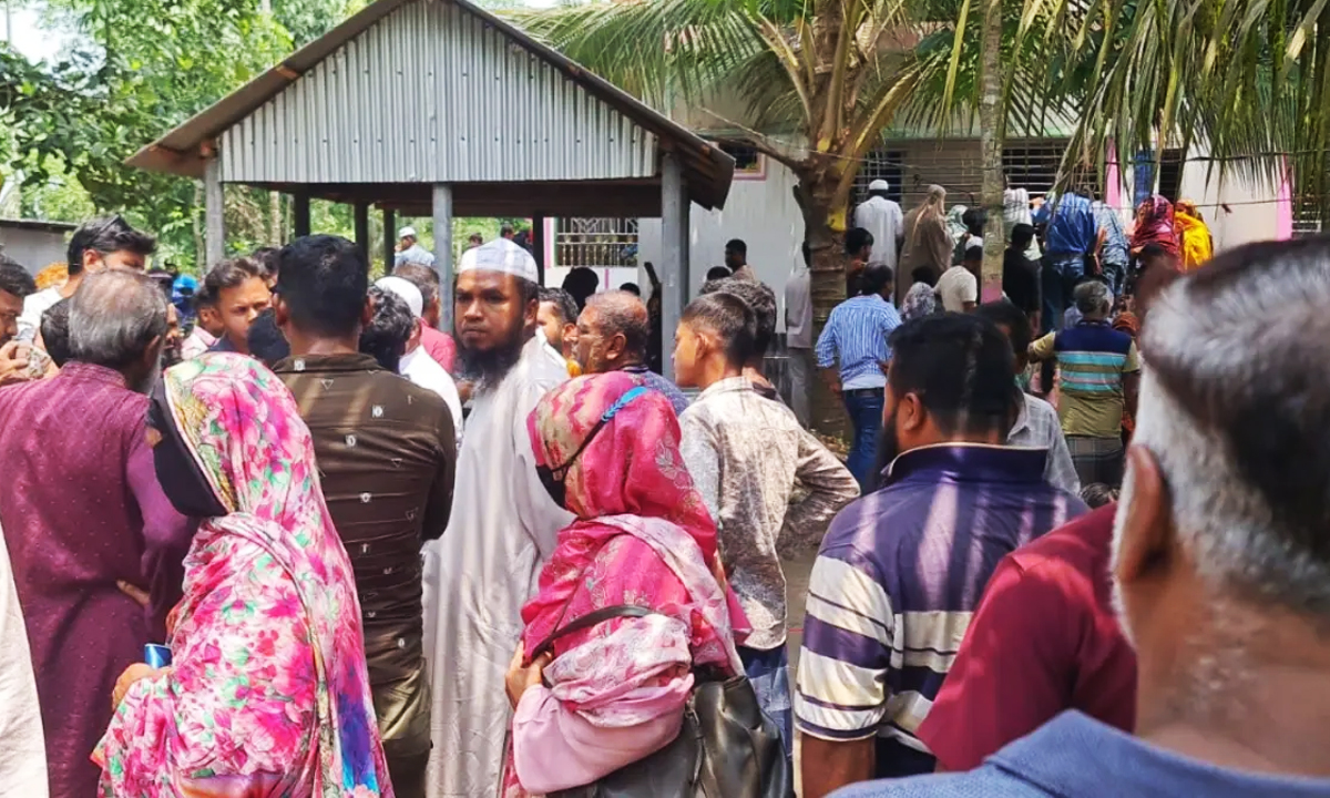 ৫ খুনের ঘটনায় ফোরকানকে আসামি করে মামলা