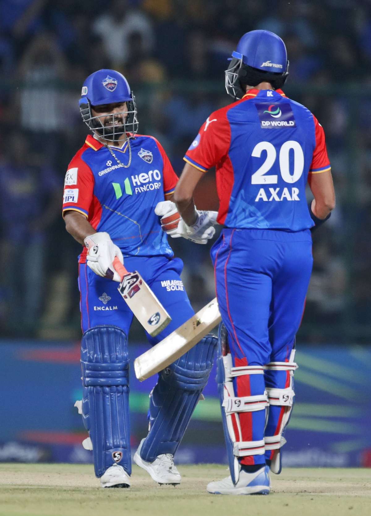 শ্বাসরুদ্ধকর শেষ ওভারে গুজরাটকে হারালো দিল্লি