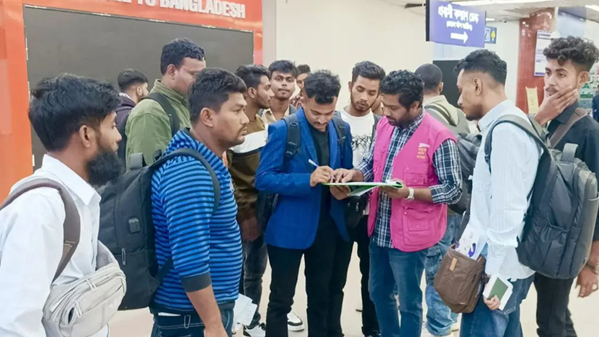 প্রতারণার শিকার— কম্বোডিয়া থেকে ফিরলেন ৩৮ বাংলাদেশি