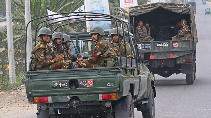 নির্বাচনে সেনা ও নৌবাহিনীর ৯২৫০০ সদস্য মোতায়েন থাকবে