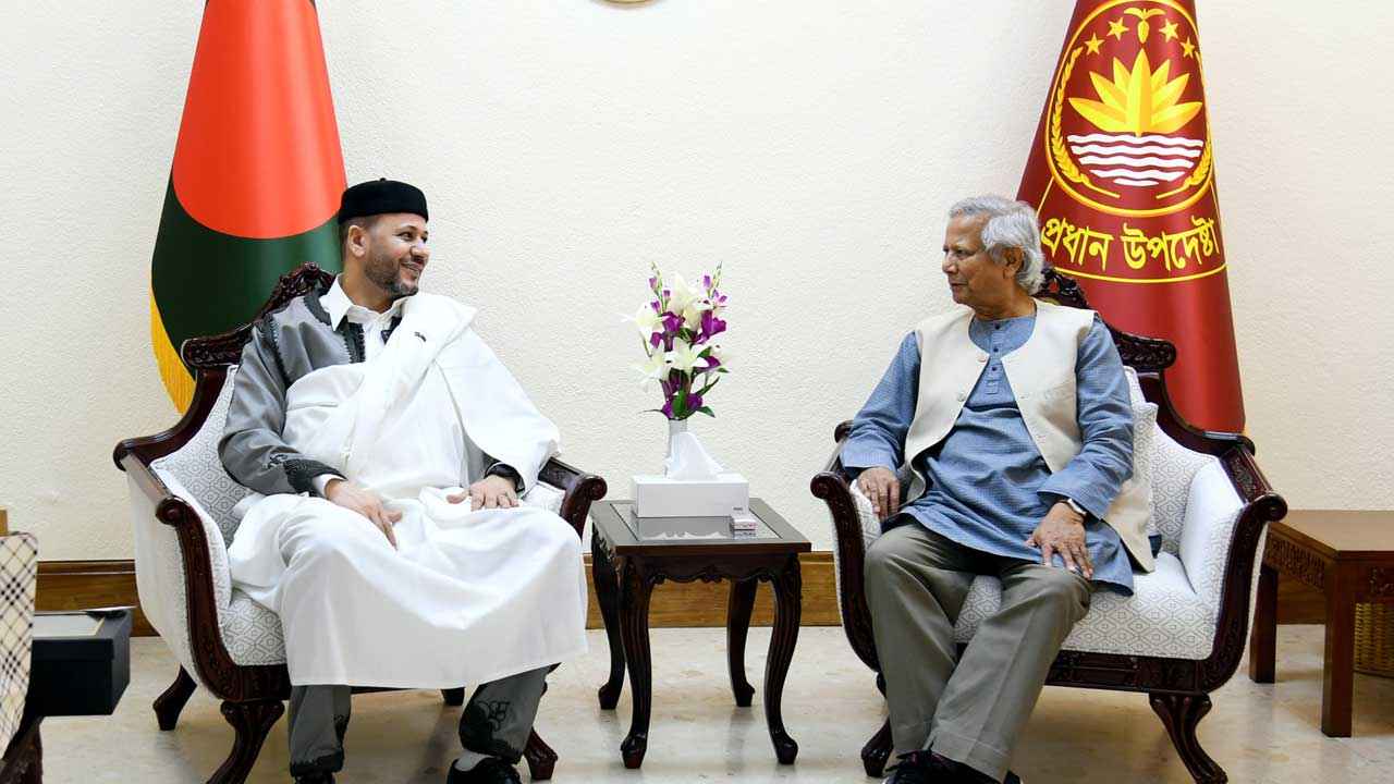 শ্রমিক ও পেশাজীবীদের নিতে চায় লিবিয়া