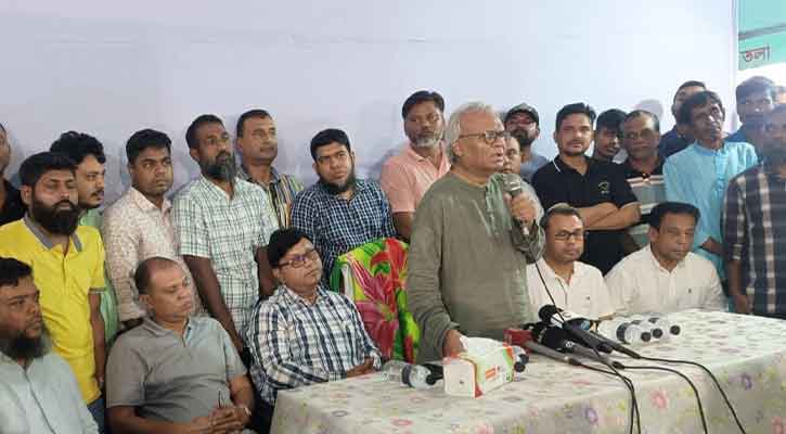 হাসিনার ময়ূর সিংহাসন মাটিতে লুটিয়ে পড়েছে: রিজভী