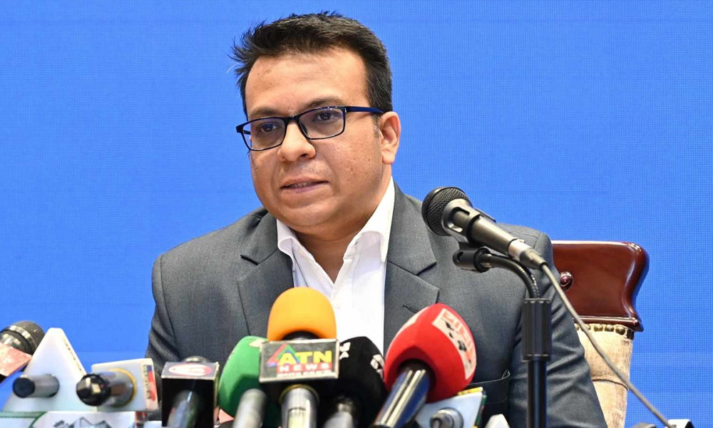 ‘শেখ হাসিনাকে ফেরত আনতে এখনো চিঠি দেননি আদালত’