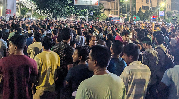 নতুন কর্মসূচি ঘোষণা করলেন কোটা আন্দোলনকারীরা