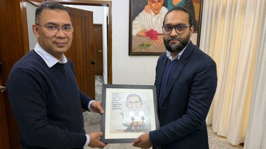 নিজের কার্টুন হাতে পেয়ে কার্টুনিস্টকে ধন্যবাদ জানালেন তারেক রহমান