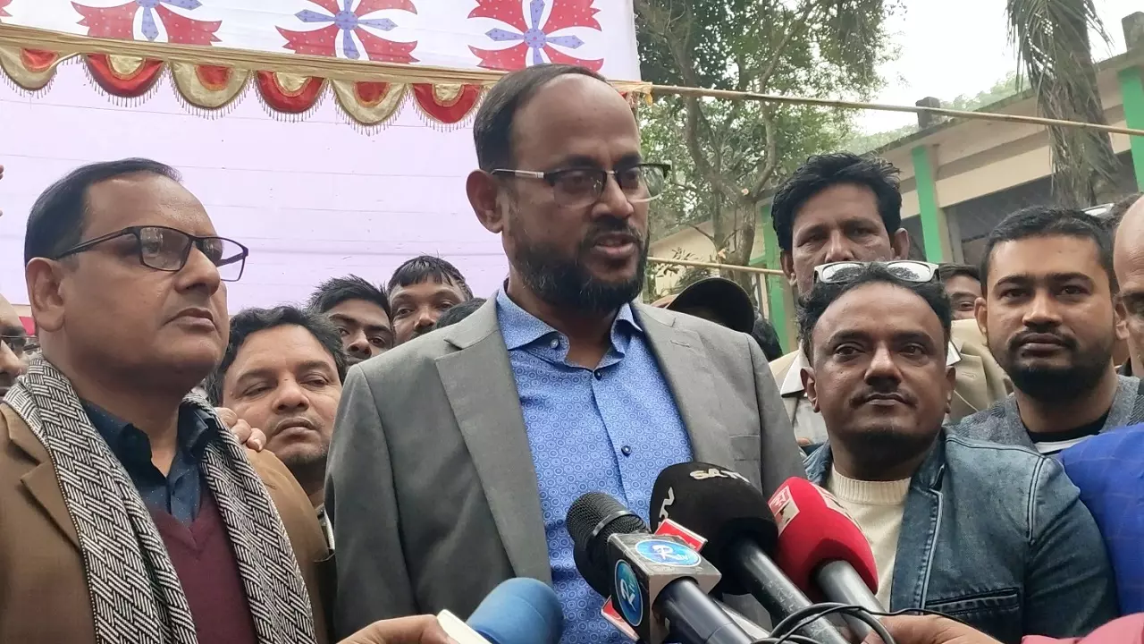 হাসিনাকে ভারত আশ্রয় দিয়ে সঠিক কাজ করেনি: টুকু