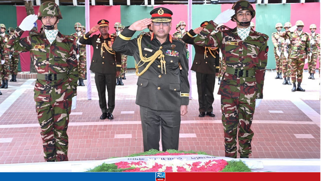 জাতির পিতার সমাধিতে নবনিযুক্ত সেনাপ্রধানের শ্রদ্ধা
