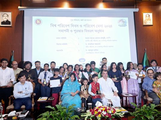 পরিবেশ সুরক্ষা কার্যক্রম সারাবছর চালাতে হবে : পরিবেশমন্ত্রী