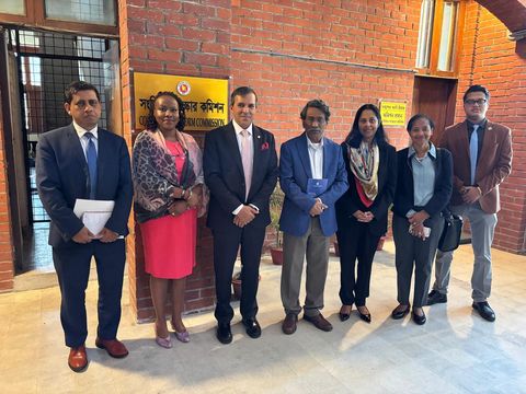 সংবিধান সংস্কার কমিশনের সঙ্গে কমনওয়েলথ প্রতিনিধি দলের বৈঠক