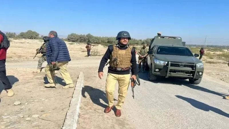 পাকিস্তানে নিরাপত্তা অভিযানে কমান্ডারসহ ৫ জঙ্গি নিহত