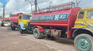 তৃতীয় দিনেও কর্মবিরতি অব্যাহত খুলনার ট্যাংকলরি শ্রমিকদের